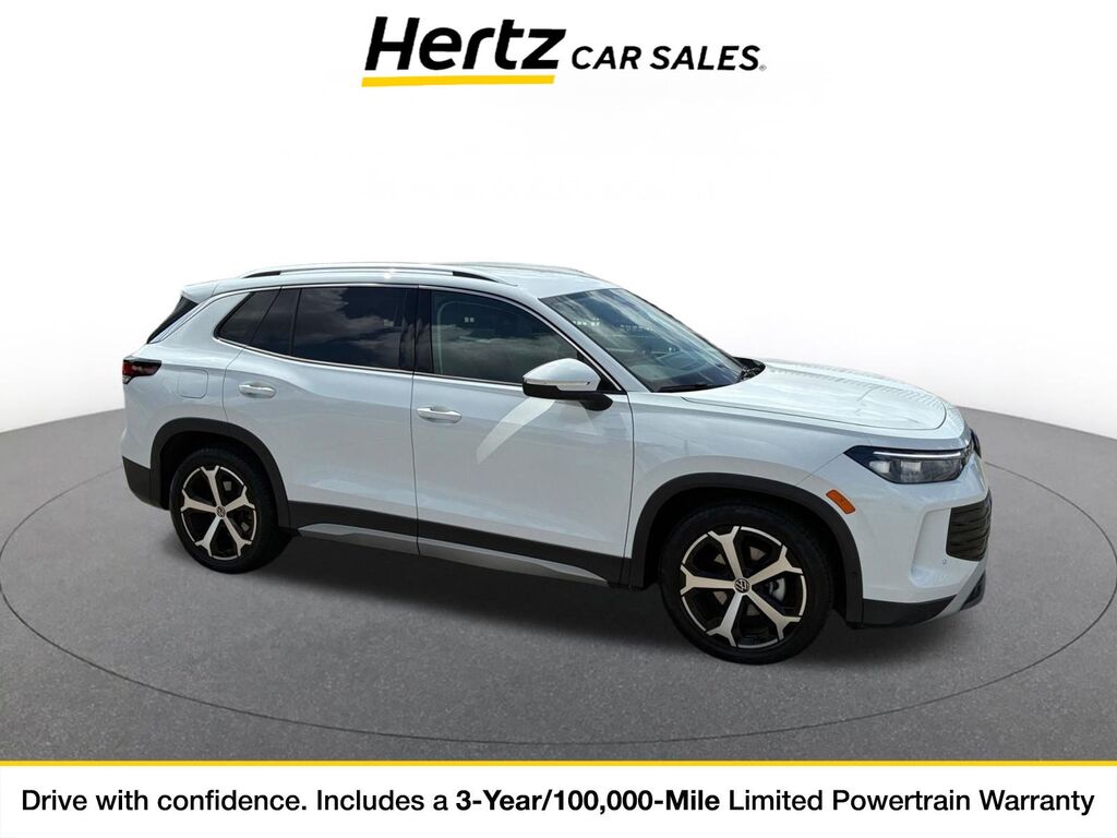 2026 Volkswagen Tiguan SE — photo 1 of 11