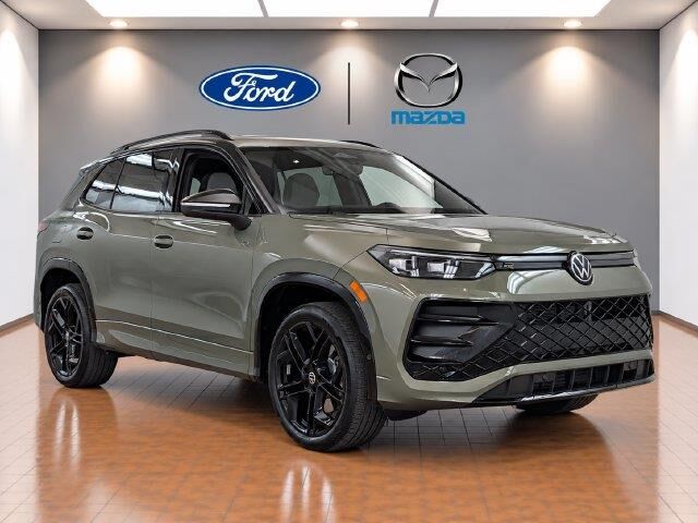 2026 Volkswagen Tiguan SE R-Line Black 4Motion