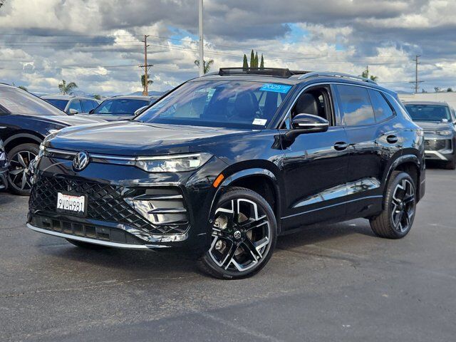 2025 Volkswagen Tiguan SEL R-Line
