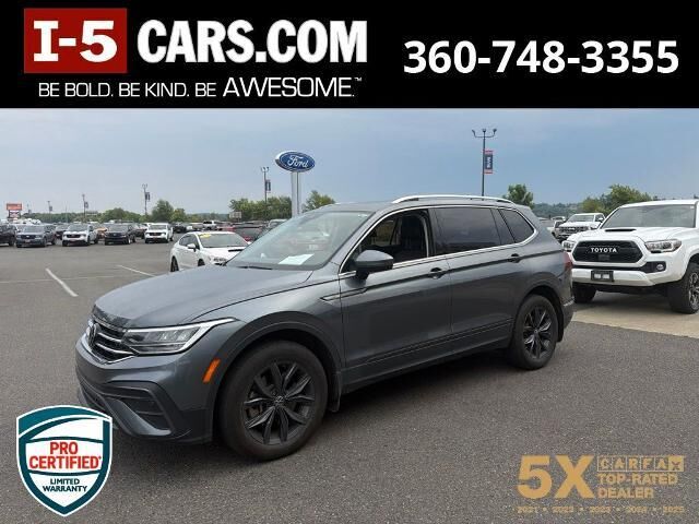 2023 Volkswagen Tiguan SE 4Motion — photo 1 of 35