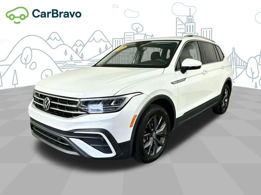 2023 Volkswagen Tiguan 2.0T SE — photo 1 of 6