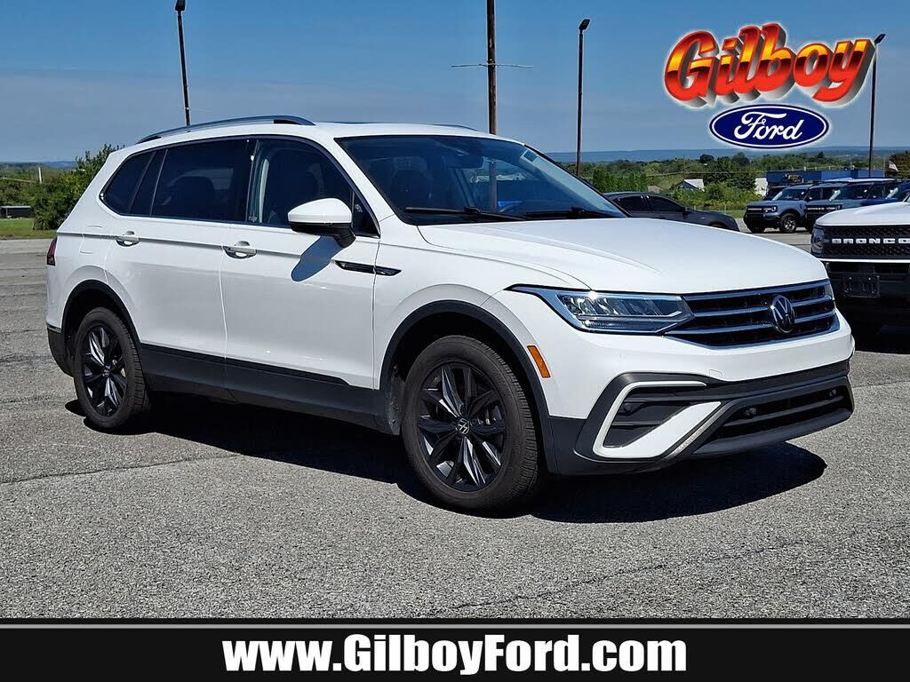 2024 Volkswagen Tiguan Wolfsburg Edition 4Motion — photo 1 of 1
