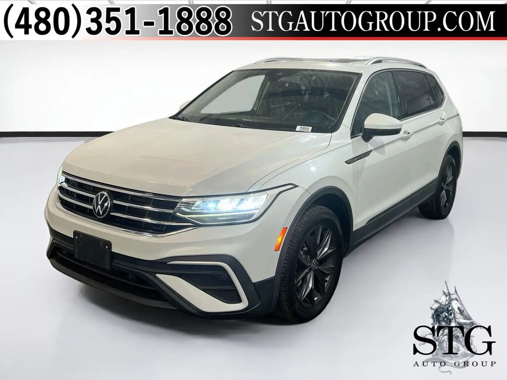 2023 Volkswagen Tiguan SE — photo 1 of 13