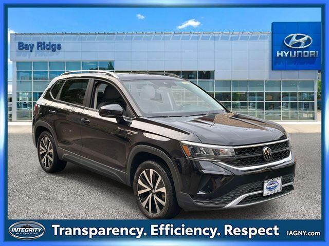 2023 Volkswagen Taos SE 4Motion