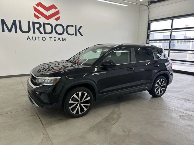 2023 Volkswagen Taos SE 4Motion