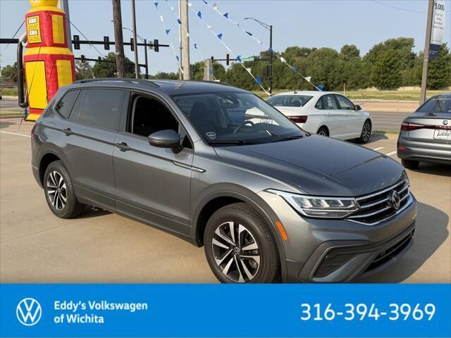 2024 Volkswagen Tiguan S — photo 1 of 28
