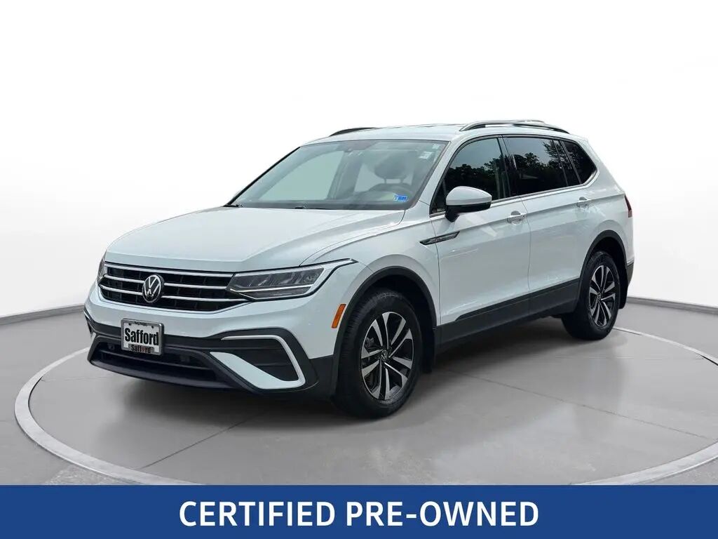 2023 Volkswagen Tiguan S — photo 1 of 13