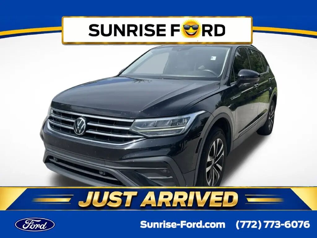 2023 Volkswagen Tiguan S — photo 1 of 13