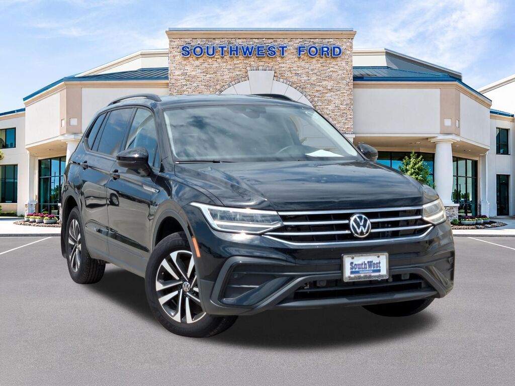 2024 Volkswagen Tiguan S — photo 1 of 1
