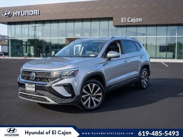 2022 Volkswagen Taos SE