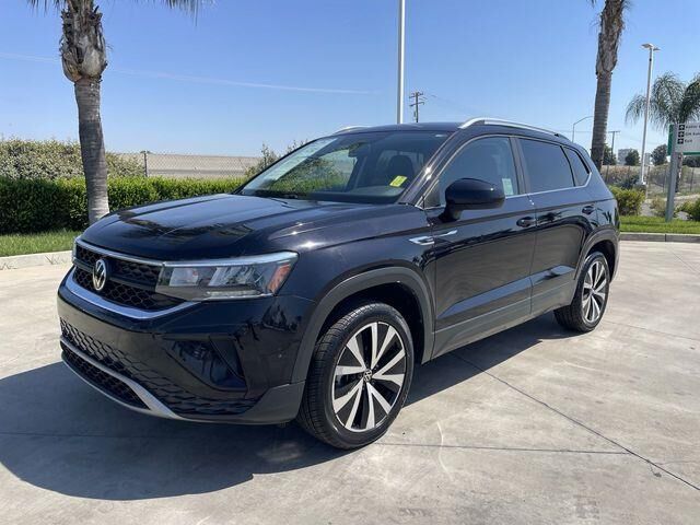 2022 Volkswagen Taos SE