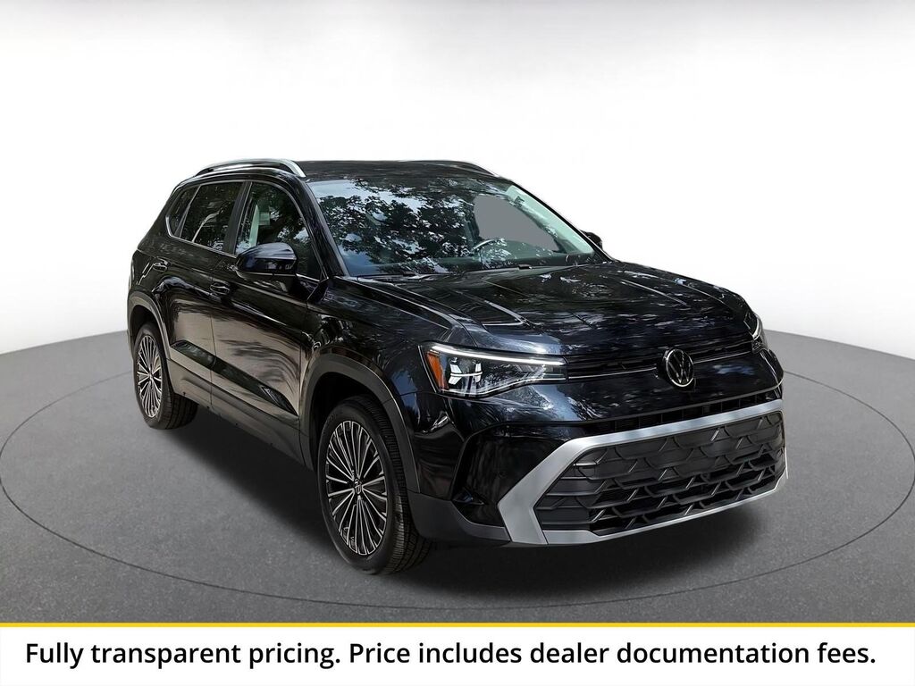 2025 Volkswagen Taos SE — photo 1 of 14