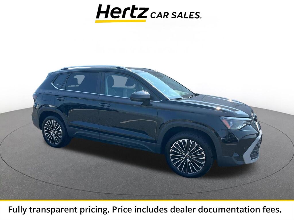 2026 Volkswagen Taos SE — photo 1 of 13