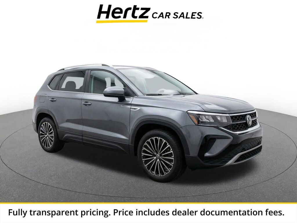 2026 Volkswagen Taos SE — photo 1 of 23