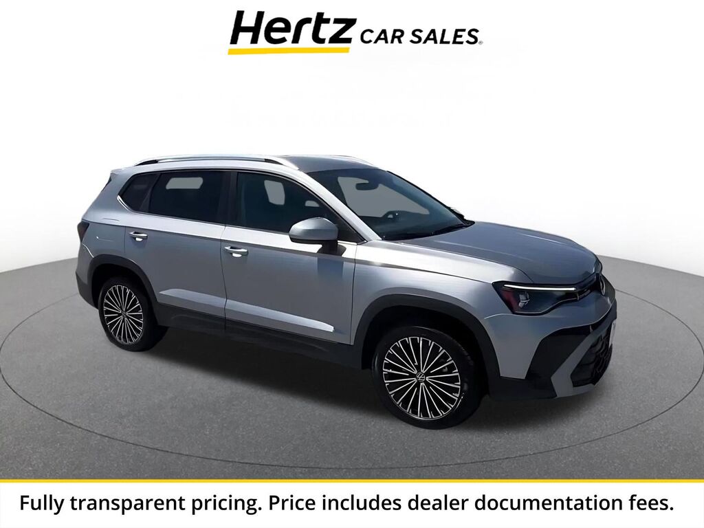 2026 Volkswagen Taos SE — photo 1 of 13