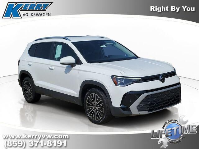 2025 Volkswagen Taos SE