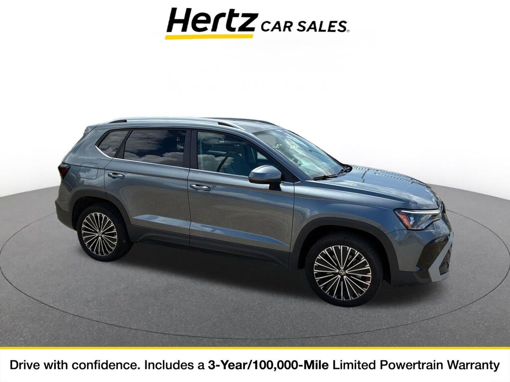 2026 Volkswagen Taos SE — photo 1 of 11