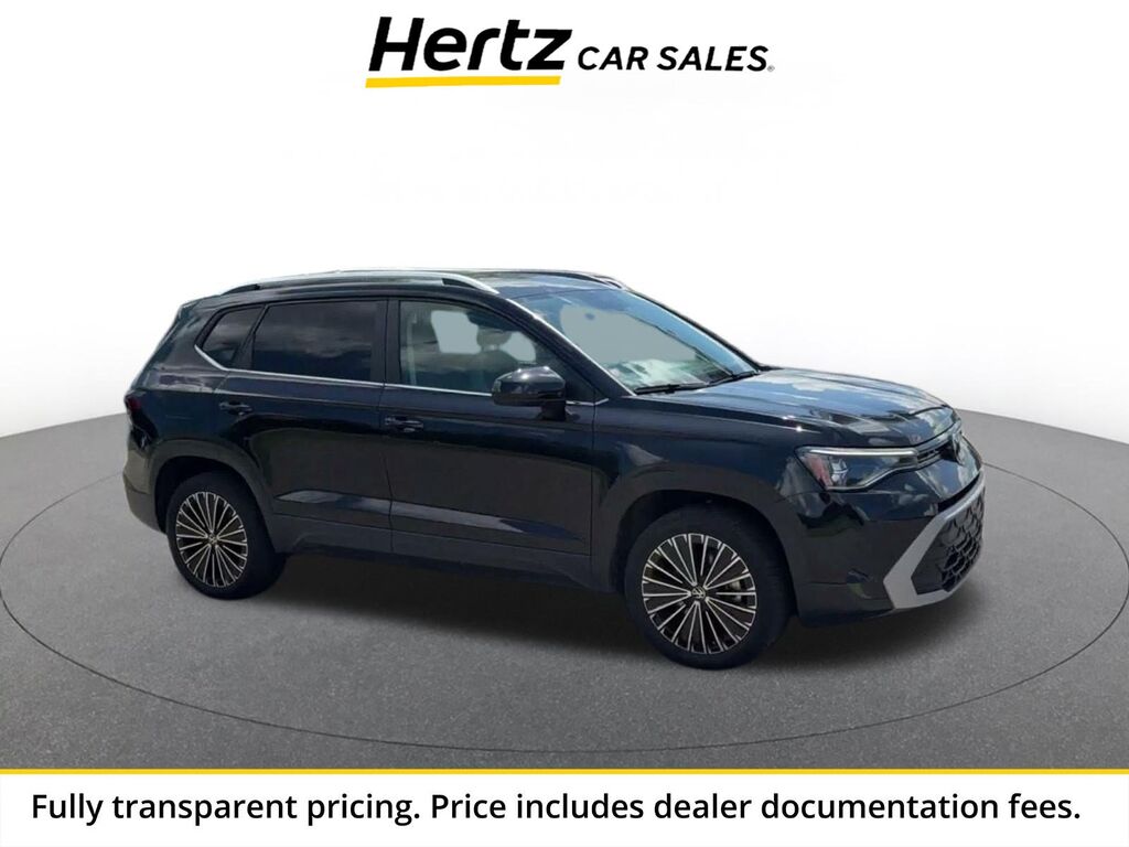 2026 Volkswagen Taos SE — photo 1 of 13