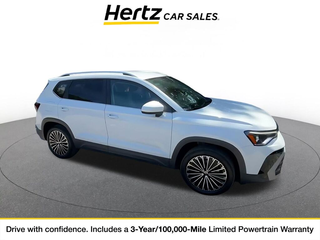 2026 Volkswagen Taos SE — photo 1 of 11