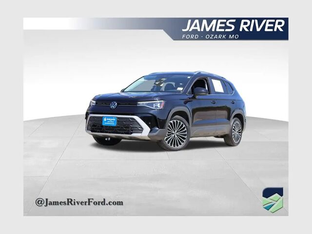 2025 Volkswagen Taos SE