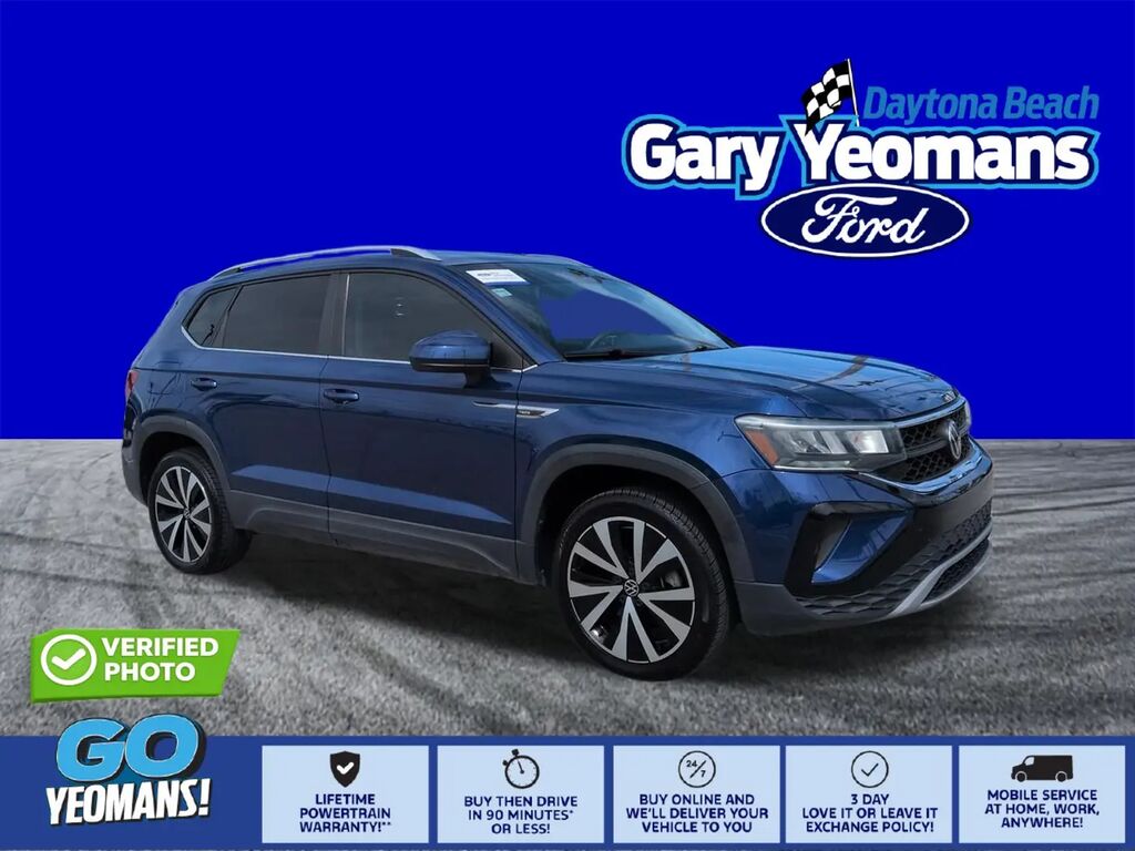 2022 Volkswagen Taos SE — photo 1 of 39