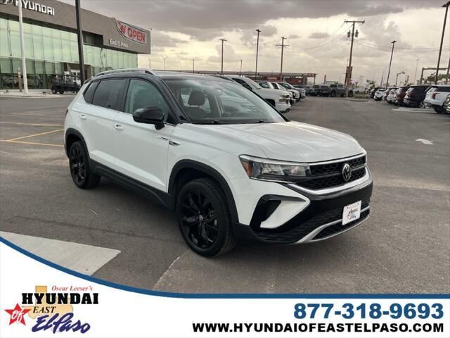 2023 Volkswagen Taos SE