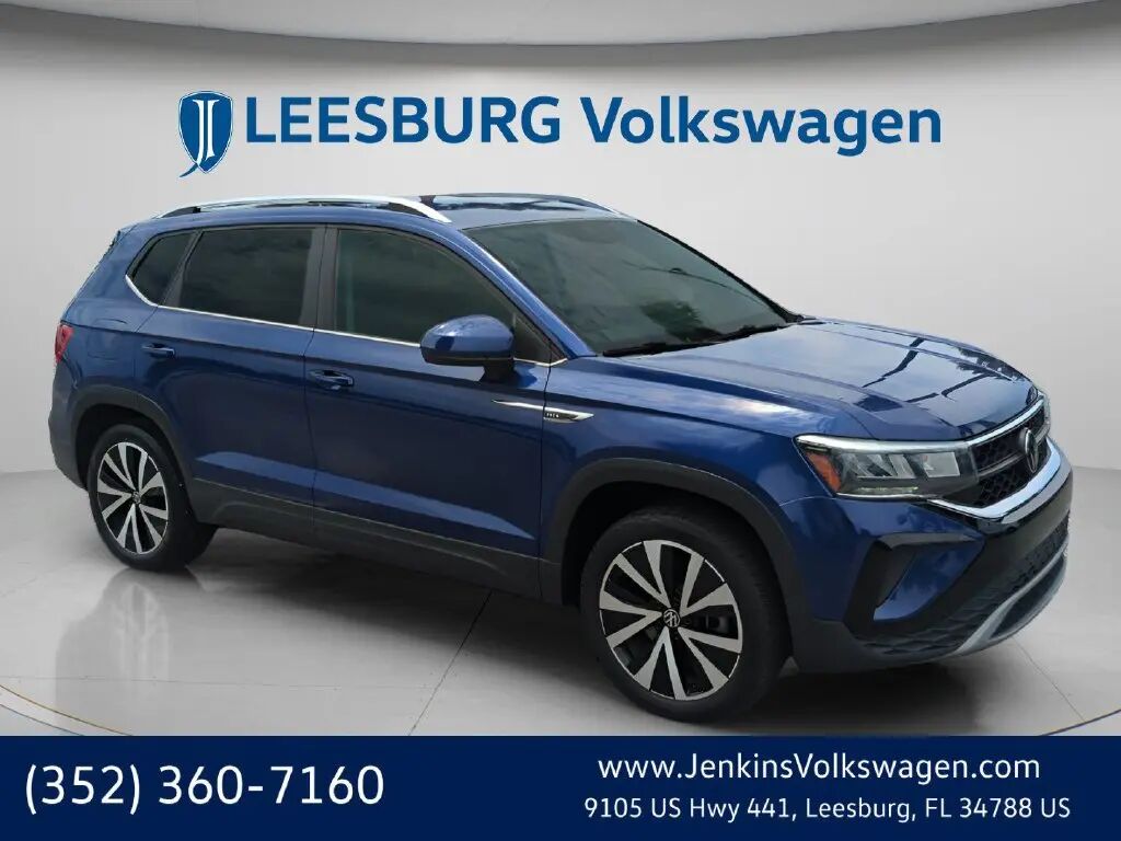 2023 Volkswagen Taos SE — photo 1 of 13
