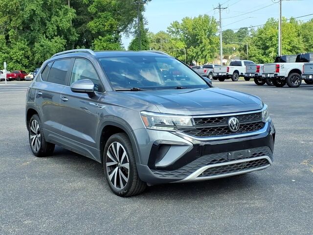 2024 Volkswagen Taos SE