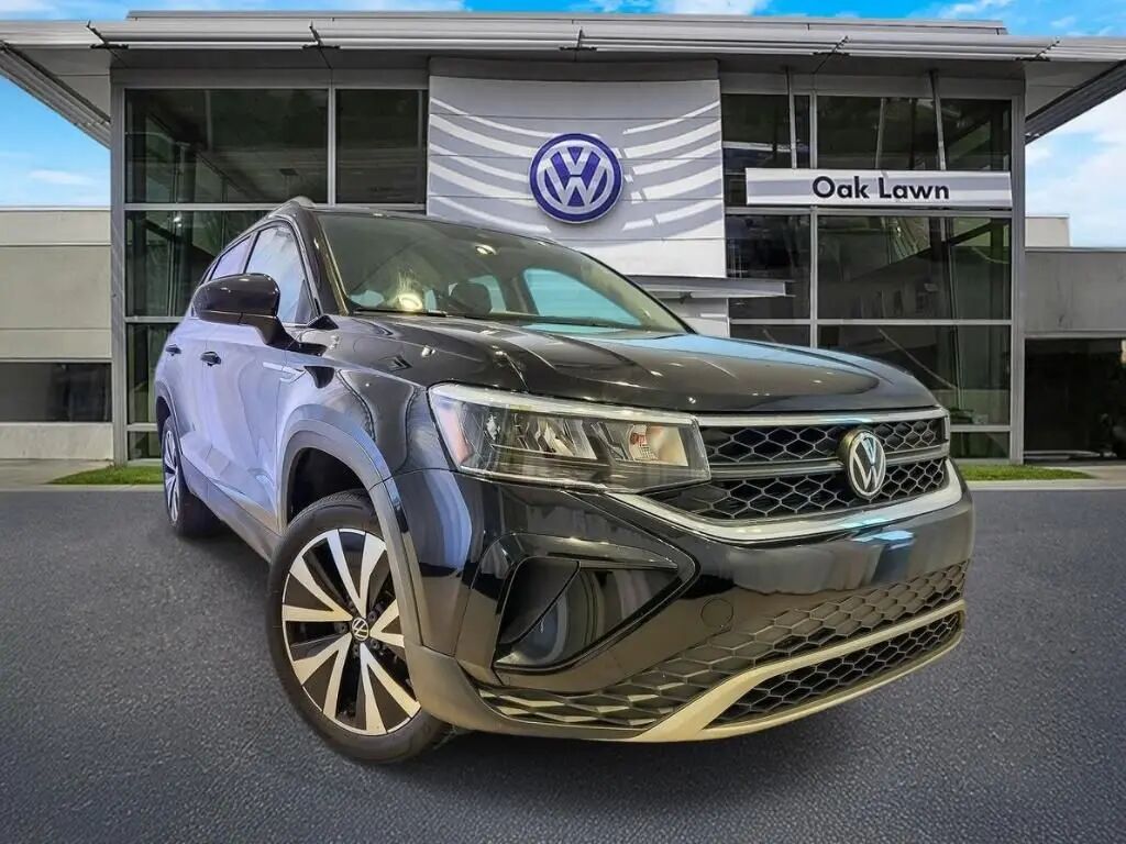 2023 Volkswagen Taos SE — photo 1 of 13