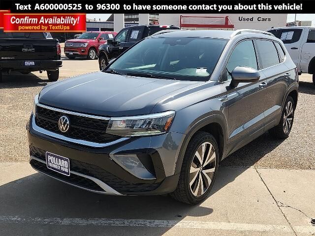 2024 Volkswagen Taos SE — photo 1 of 24