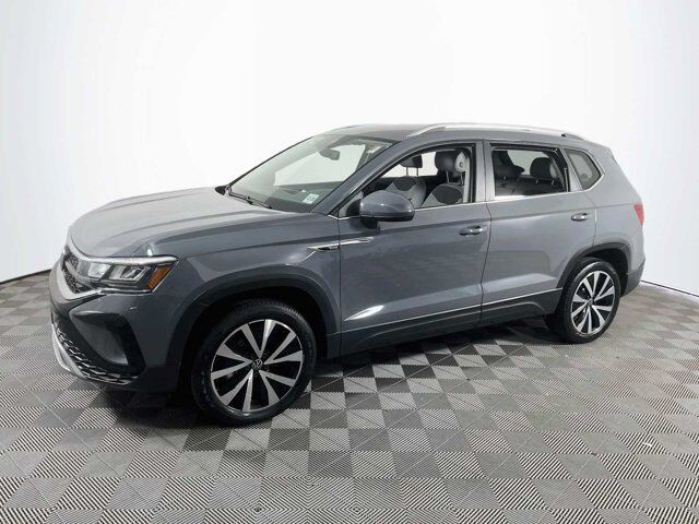 2023 Volkswagen Taos SE — photo 1 of 1