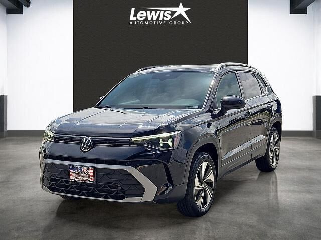 2025 Volkswagen Taos SE 4Motion