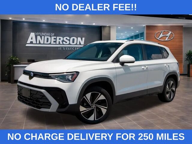 2025 Volkswagen Taos SE 4Motion