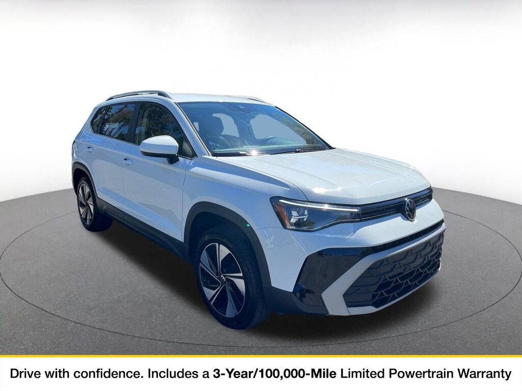 2026 Volkswagen Taos SE — photo 1 of 11