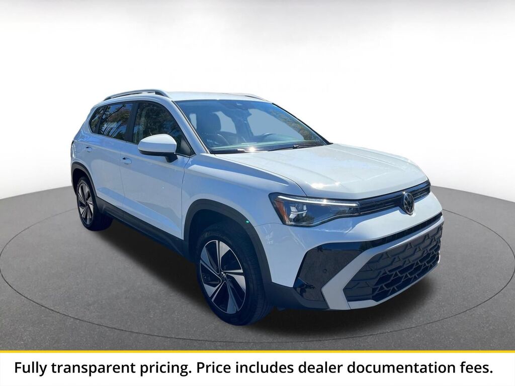 2026 Volkswagen Taos SE — photo 1 of 13