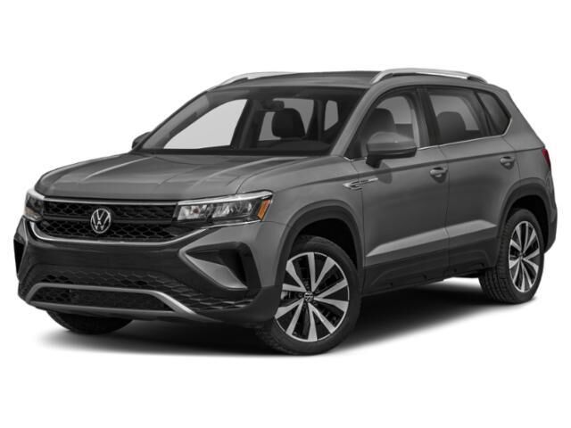 2024 Volkswagen Taos SE 4Motion — photo 1 of 3