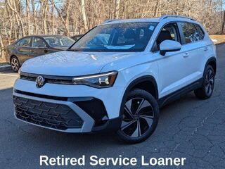 2026 Volkswagen Taos SE 4Motion
