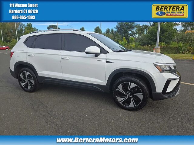 2024 Volkswagen Taos SE 4Motion