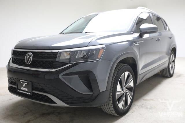 2024 Volkswagen Taos SE 4Motion