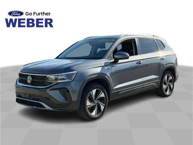 2024 Volkswagen Taos SE 4Motion