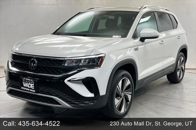 2024 Volkswagen Taos SE 4Motion