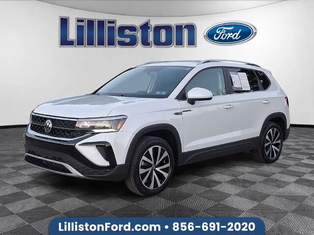 2022 Volkswagen Taos SE 4Motion