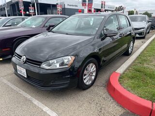 2017 Volkswagen Golf TSI S