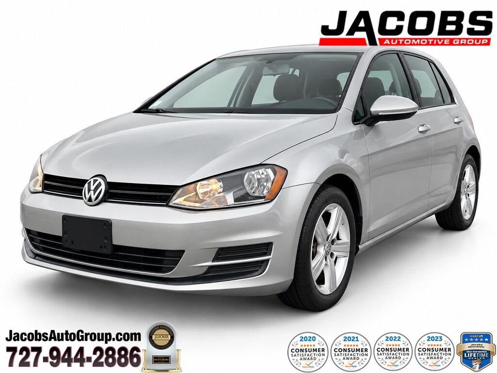 2015 Volkswagen Golf TDI S — photo 1 of 10
