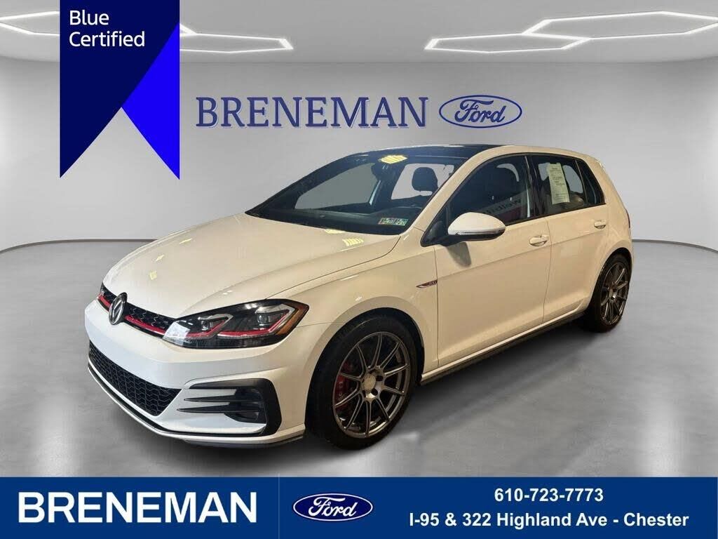 2018 Volkswagen Golf GTI S — photo 1 of 2