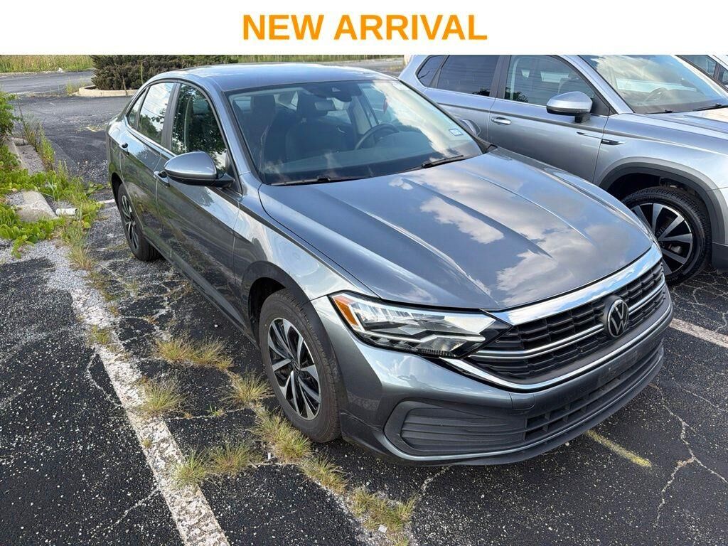 2024 Volkswagen Jetta S — photo 1 of 16