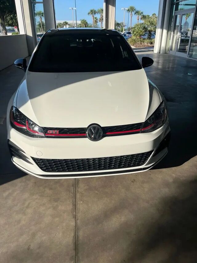 2021 Volkswagen Golf GTI S — photo 1 of 47