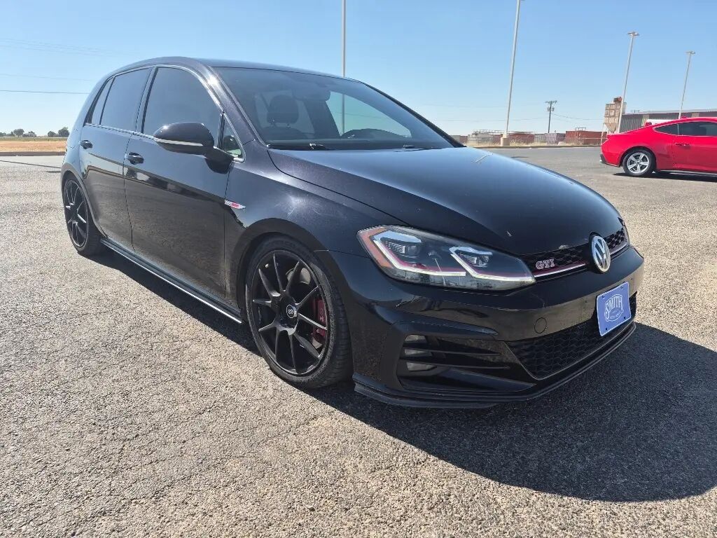 2019 Volkswagen Golf GTI S — photo 1 of 26
