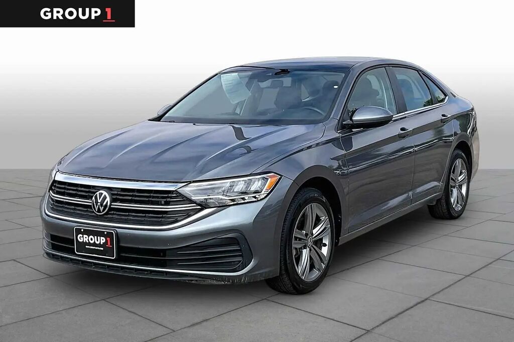 2024 Volkswagen Jetta SE — photo 1 of 13