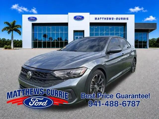 2024 Volkswagen Jetta SE — photo 1 of 4